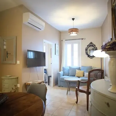 Apartment Les Arenes Quartier La Roquette *